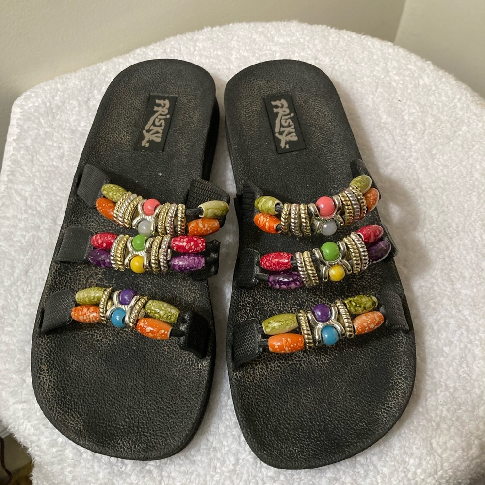 FRISKY Brand Boho hippie Chunky beaded slip on comfort sandals size 8 women’s